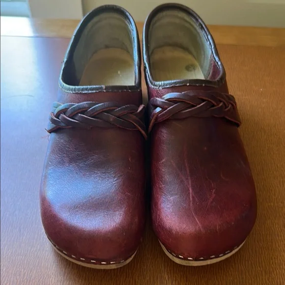Women's Burgundy Leather Mules - Picture 2 of 10
